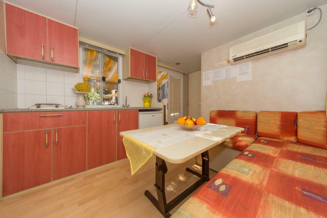 Diana & Josip Mobile Homes Biograd Na Moru Extérieur photo
